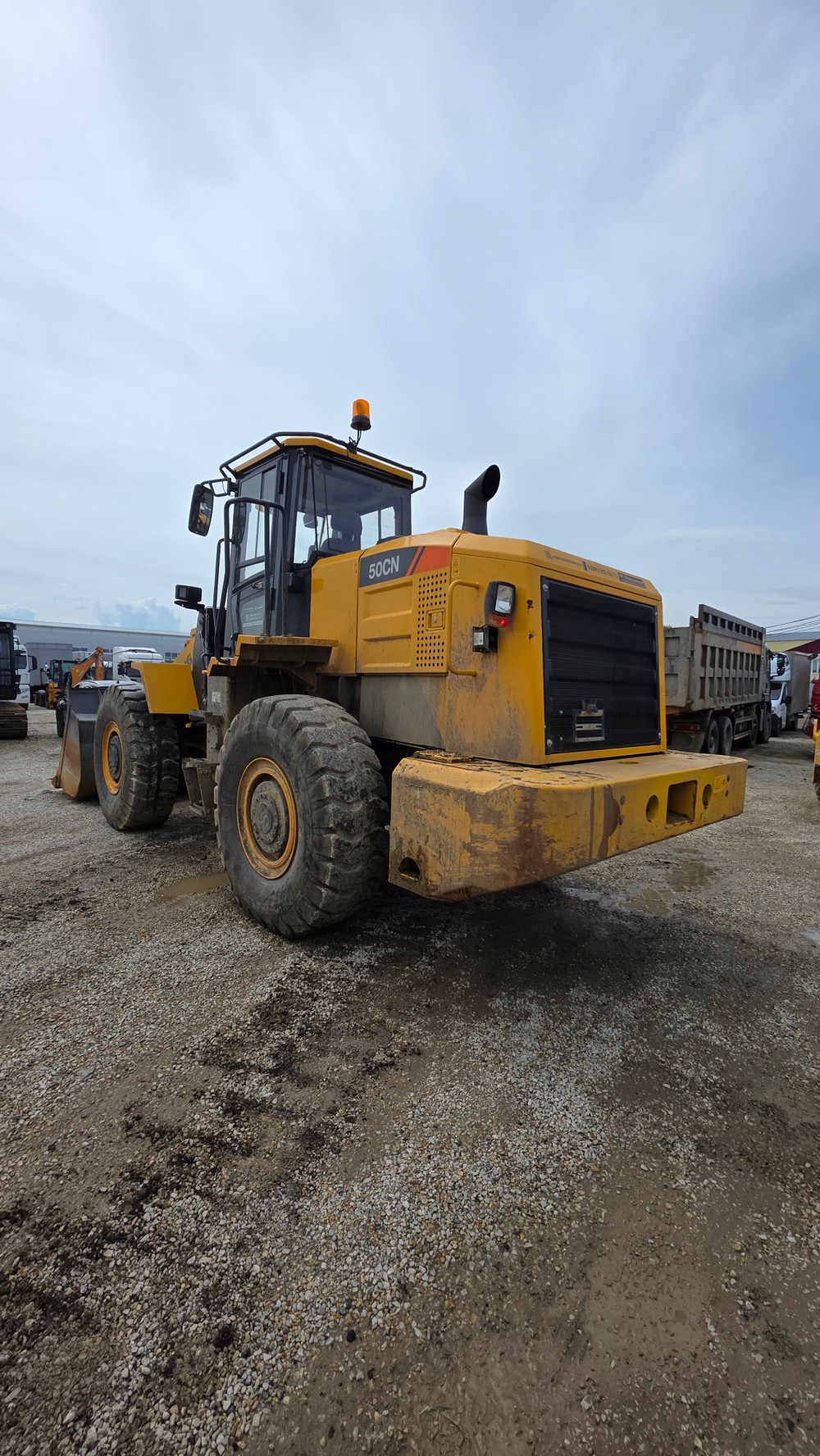 LiuGong ZL50* Фронтальный погрузчик ZL50CN (Дизельный, 9,3 л, 220 л.с., АТ)