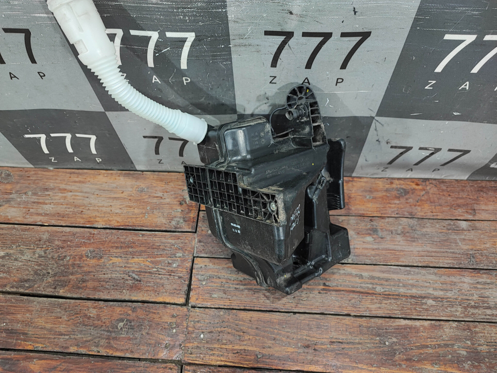 Бачок омывателя Volkswagen Polo 5 10-15 Б/У Оригинал 6R0955453H