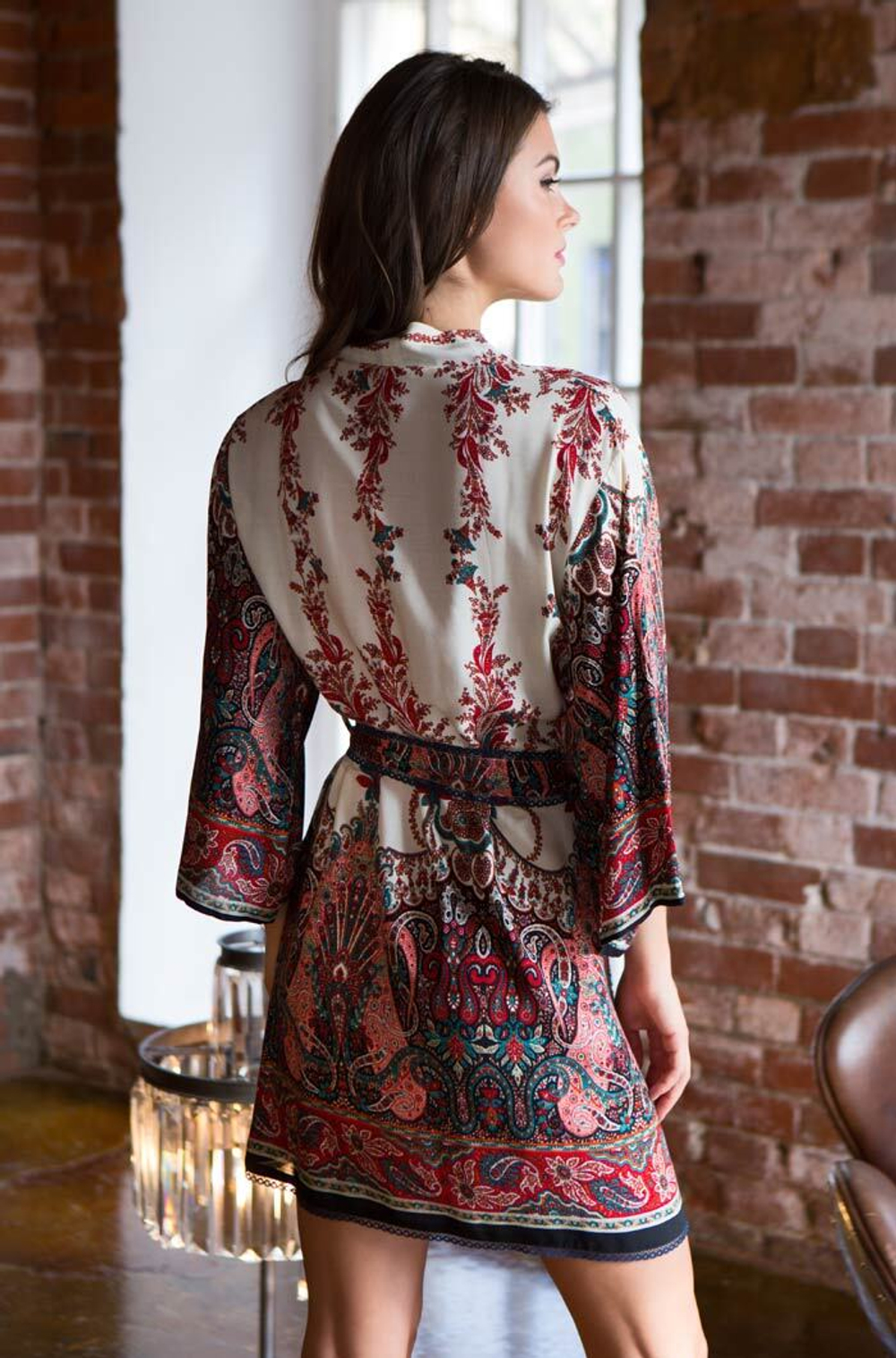 Халат средней длины Shakira (Размер: XL) (Цвет: красный)