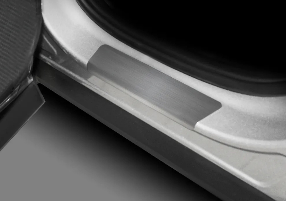 Накладки на пороги ШТАТНЫЕ для Hyundai Tucson IV 2021- , нерж. сталь, с надписью, 4 шт., NP.2316.3