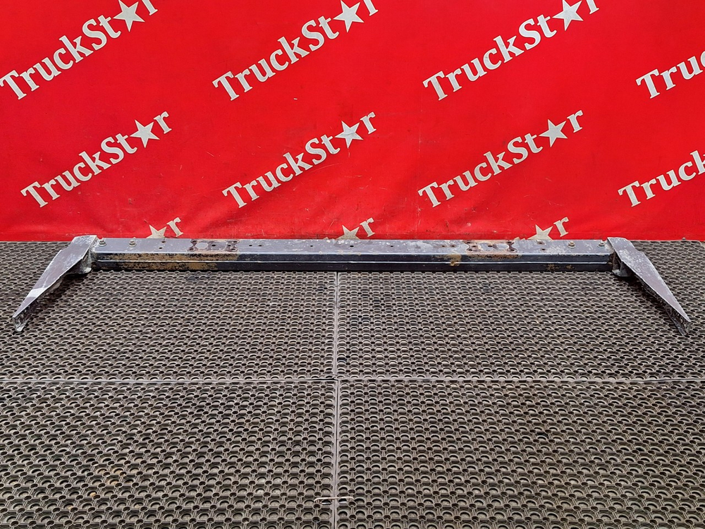 Усилитель бампера переднего в сборе