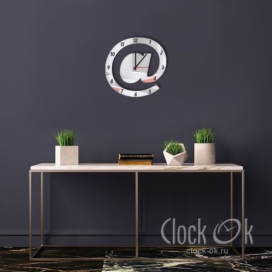 Настенные часы Собачка