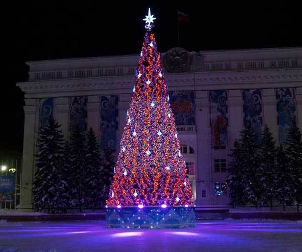 Уличная елка каркасная "Уральская" (пвх) 7 м