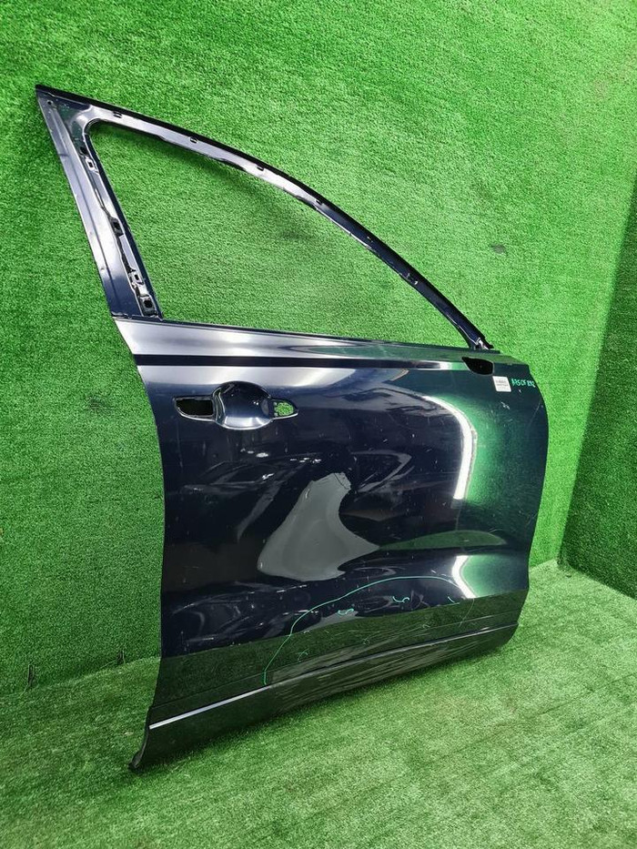 Дверь передняя правая Genesis GV70 (2020-н.в.)