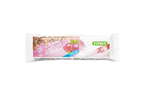 Titbit мюсли Berry с индейкой и брусникой
