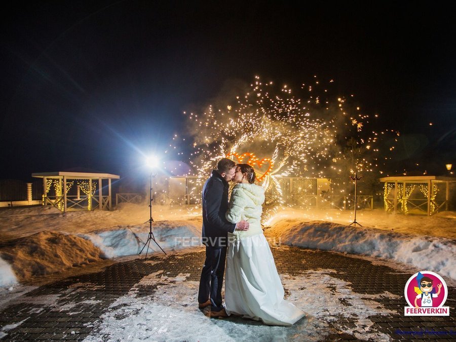 Зимний свадебный салют в Пушкинской Усадьбе