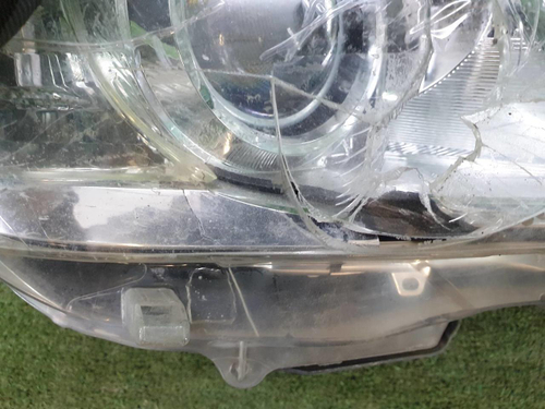 Битая Фара правая Toyota Camry 7 XV50 (2011-2014) ксенон не адаптив