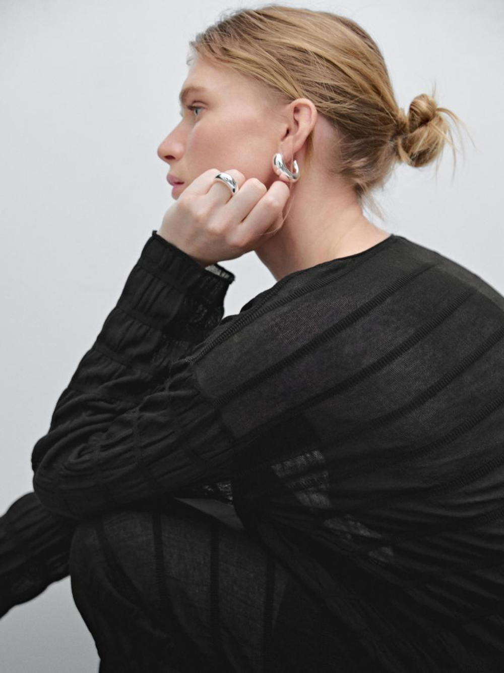 Massimo Dutti Кардиган со сборкой, черный