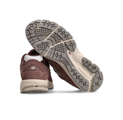 Кроссовки New Balance 2002R "Black Fig" M2002RHD