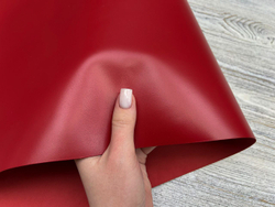 Picasso Post Box Red (0,8-1,0 мм), цв. Красный, натуральная кожа