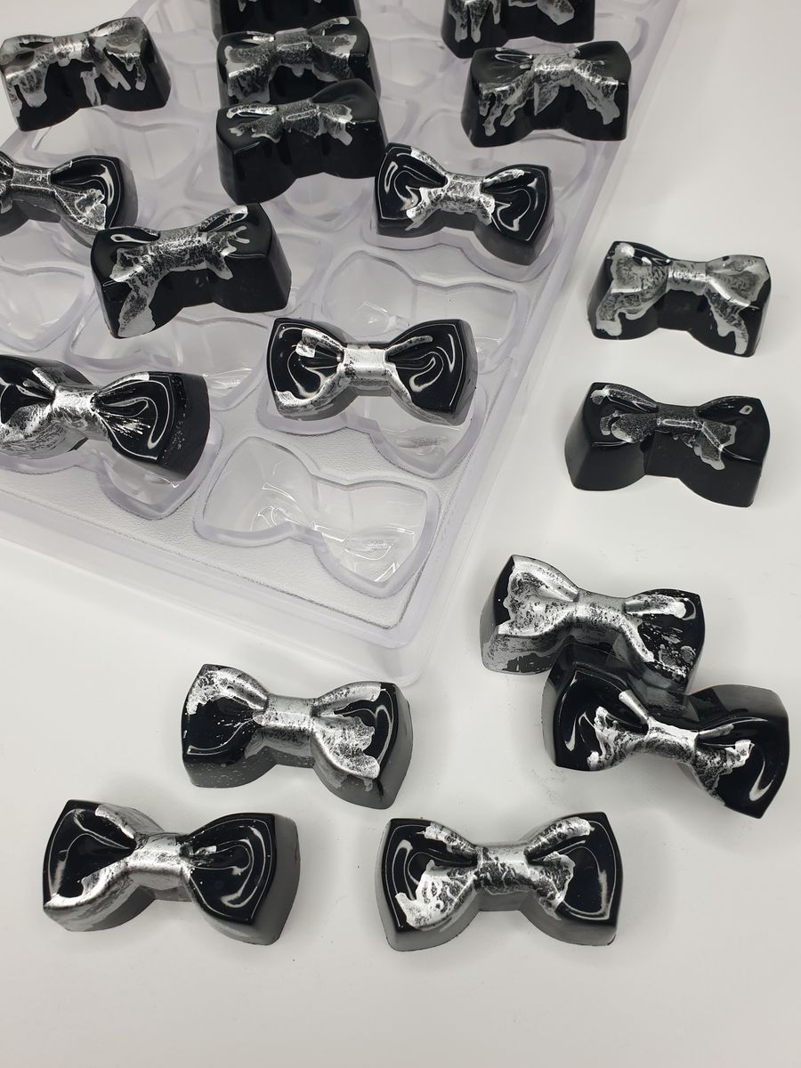 845 | Форма для шоколадных изделий "Бантик" (275*175 мм)