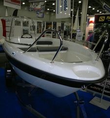 Катер СТЕЛС 440