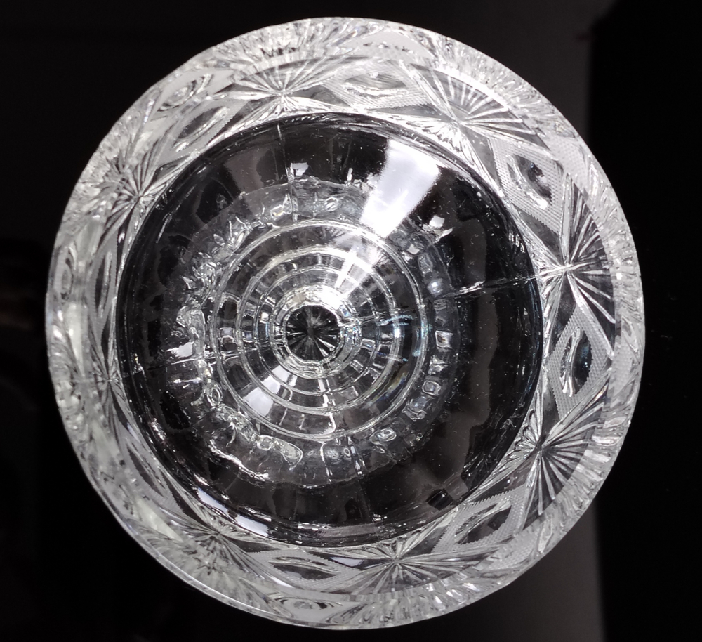 Ваза конфетница на ножке хрустальная алмазная грань, СССР, 1970-1990 гг