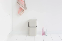 Brabantia Контейнер для мусора Sort & Go 12л Светло-серый
