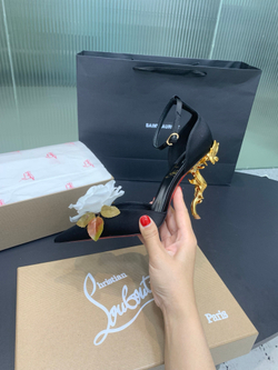 Christian Louboutin Bellarose Pump 10 cm