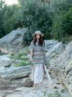 Пончо шерстяное с орнаментом