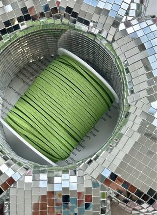 Шнур из искусственной замши 2,5мм, трава (1 м)