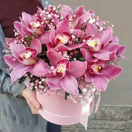 Композиция-букет из орхидеи в коробке, от мастерской Klever