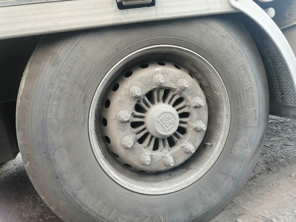 KOLUMAN S Полуприцеп бортовой S
