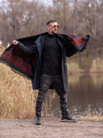 Шерстяной палантин с вышивкой