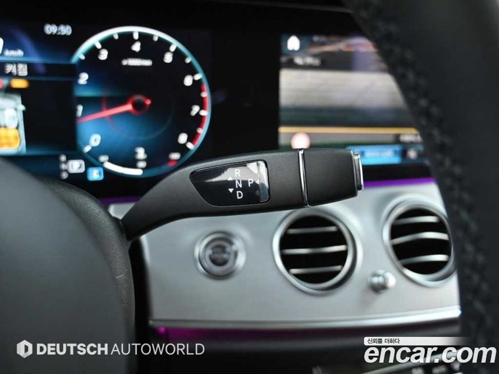 Mercedes-Benz E-Class W213 E250 Avangarde (05.2021)