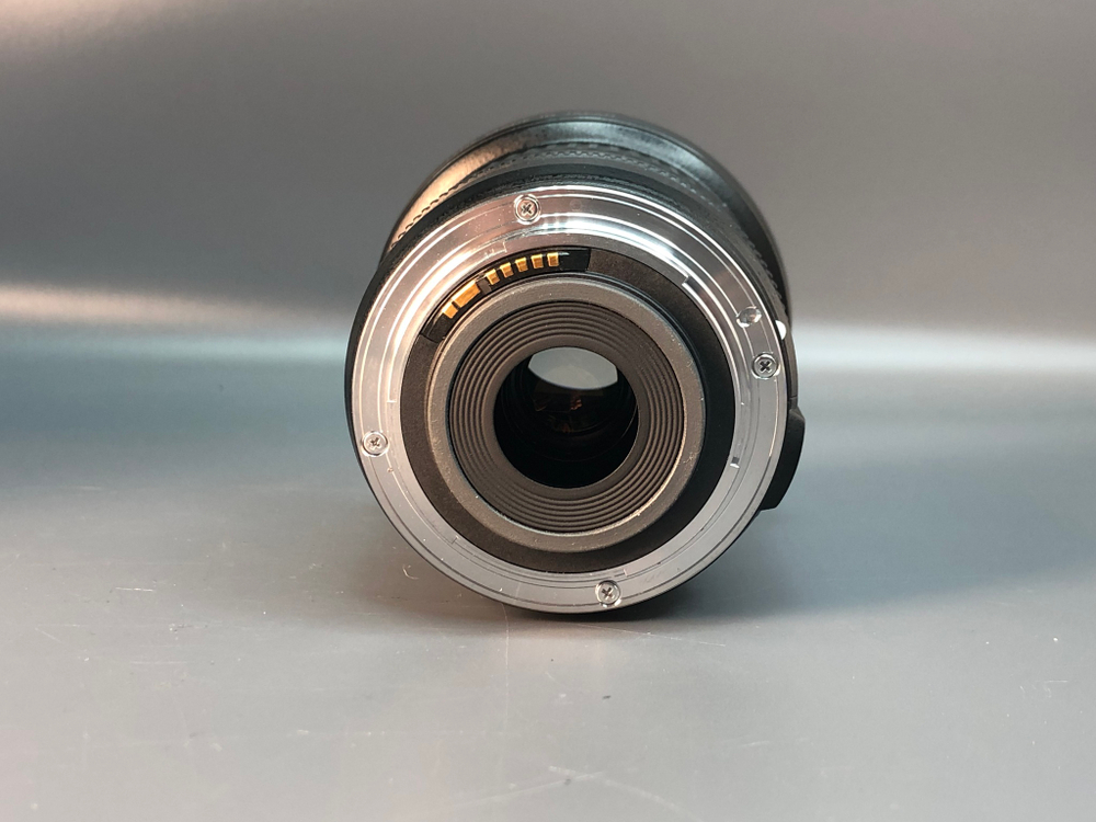 Canon EF-S 10-22mm f/3.5-4.5 USM