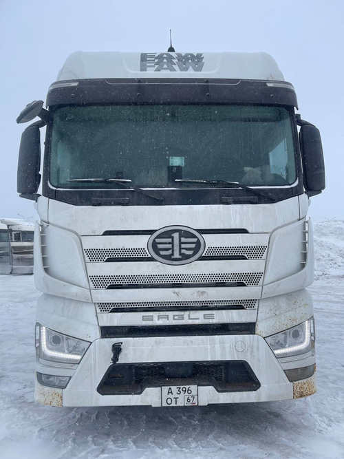 FAW J7 4x2 Седельный тягач CA4180P77K25E5 (Дизельный, 12,5 л, 553 л.с., АТ)