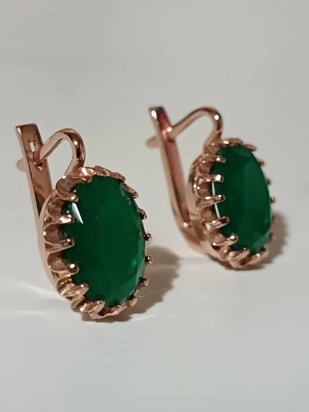 Серьги бижутерные "Новогодний изумруд"