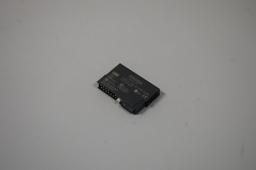 Новый SIEMENS 6ES7138-4CA50-0AB0