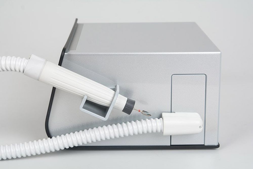 FeetLiner Prime - Педикюрный аппарат с пылесосом и подсветкой