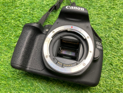 Canon 1200D Kit 18-55mm 3.5-5.6 III 2900 кадров
