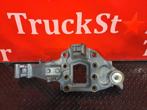 Кронштейн рессоры передней правый 2018г.