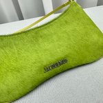 Jacquemus Le Bisou 27 cm