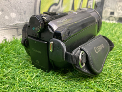 Canon Legria HF S100