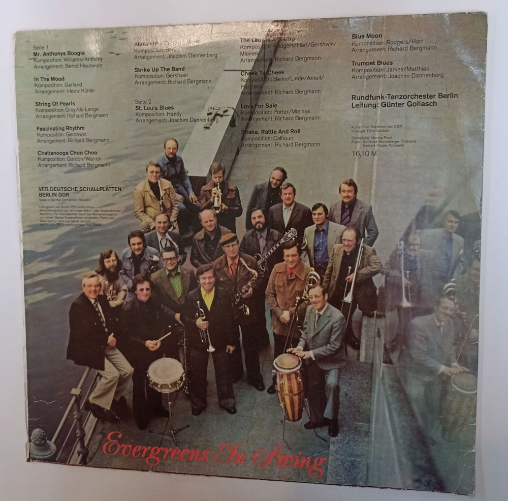 Винтажная виниловая пластинка LP Rundfunk Tanzorchester Berlin Evergreens In Swing (ГДР 1978)