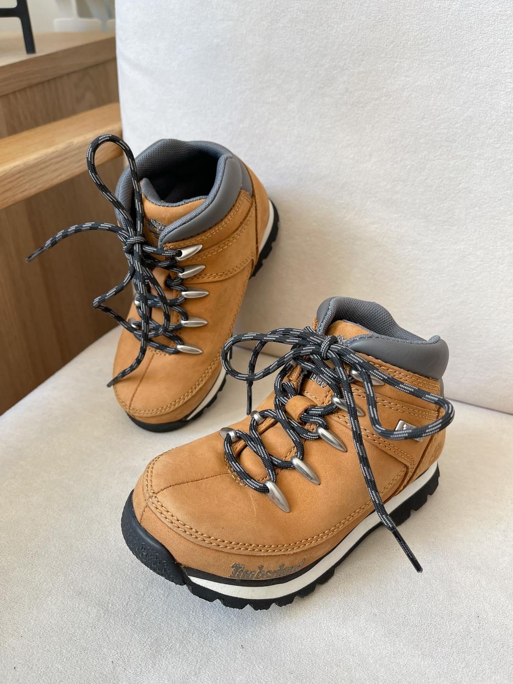 Новые ботинки Timberland, 26