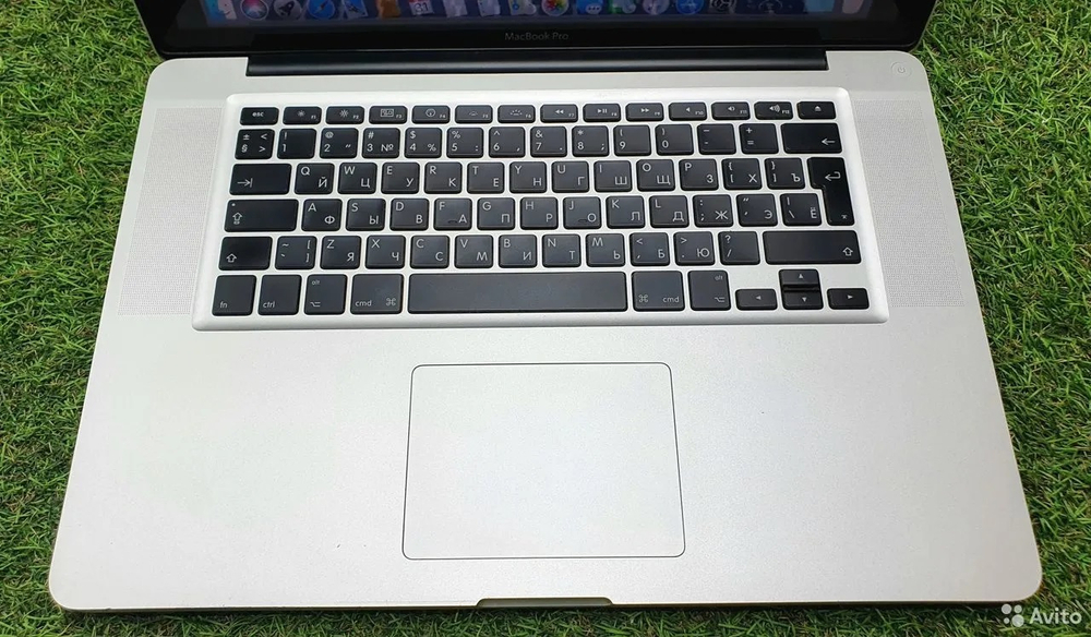 Apple macbook PRO 15 2010 i5/8 Gb/SSD 256 Gb A1286