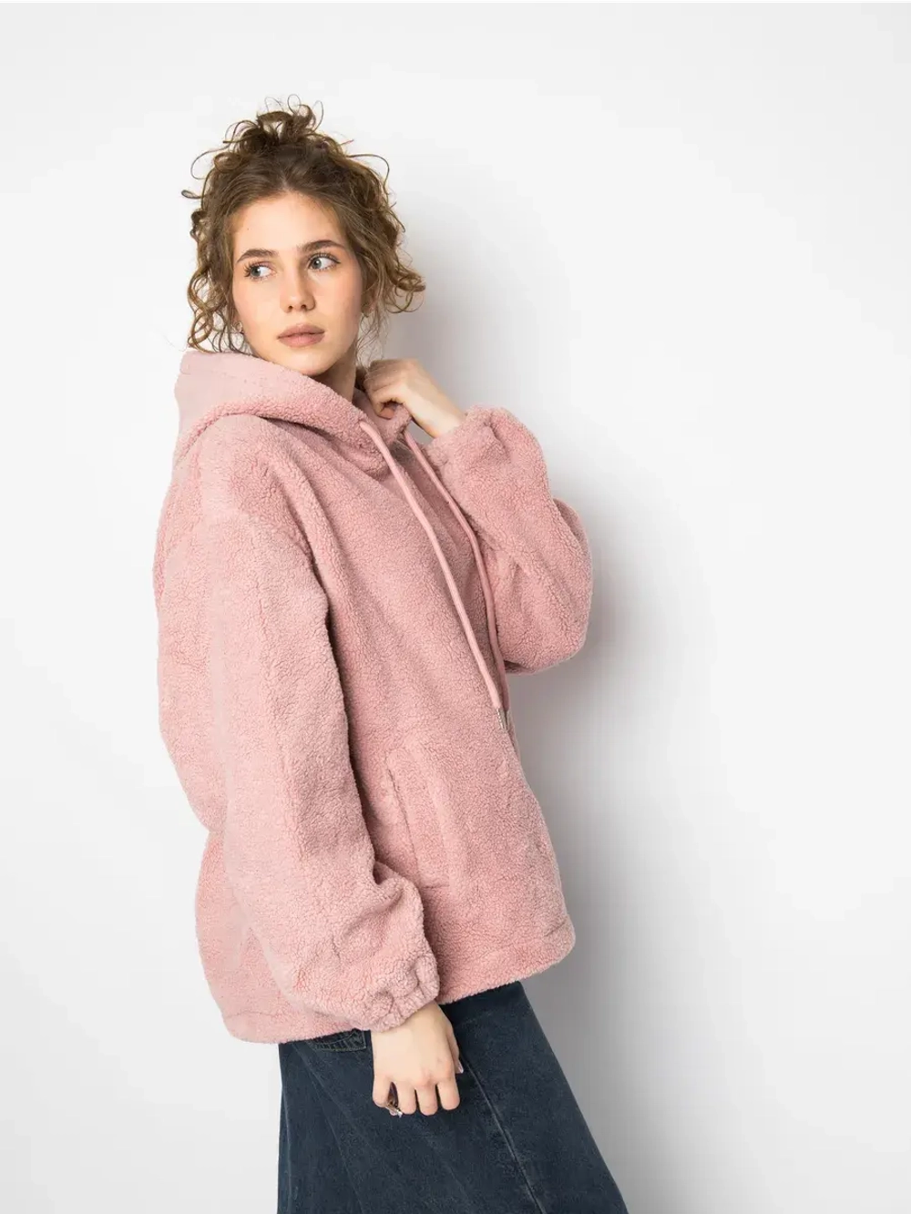 Толстовка плюшевая с капюшоном