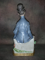 Статуэтка. Фарфор. Доктор. Capodimonte. Италия