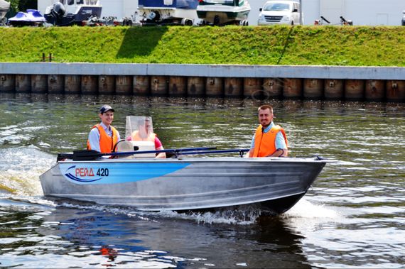 Катер Рейд 420 C