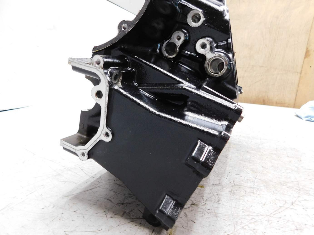 блок цилиндров Kawasaki ZZR1400 ZXT40C.