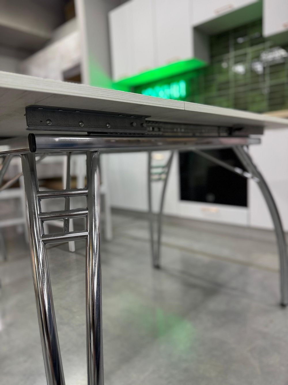 Стол обеденный раздвижной, ВВР, г. Пенза