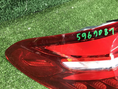 Фонарь левый внешний Mercedes GLC X253 (2015-2019)