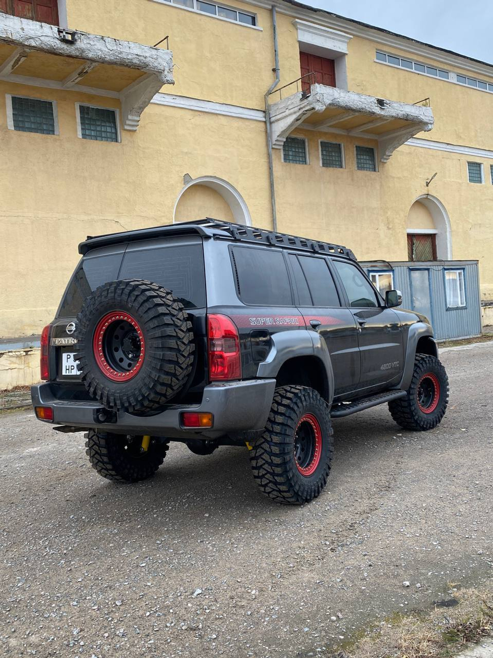Nissan Patrol (Ниссан Патрол) Y61