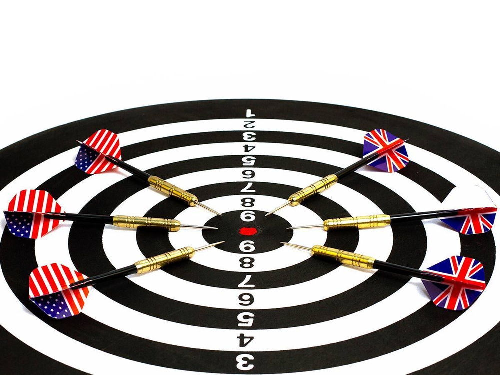 Набор дартса Stinger уровень начальный D45см 6 дротиков 18г (SG-PB18)