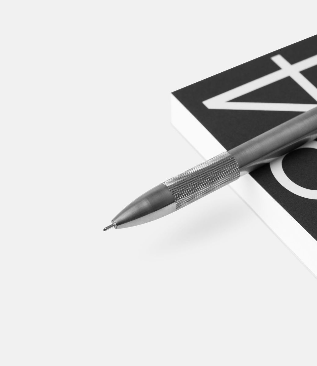 Wingback Mechanical Pencil — карандаш из титана