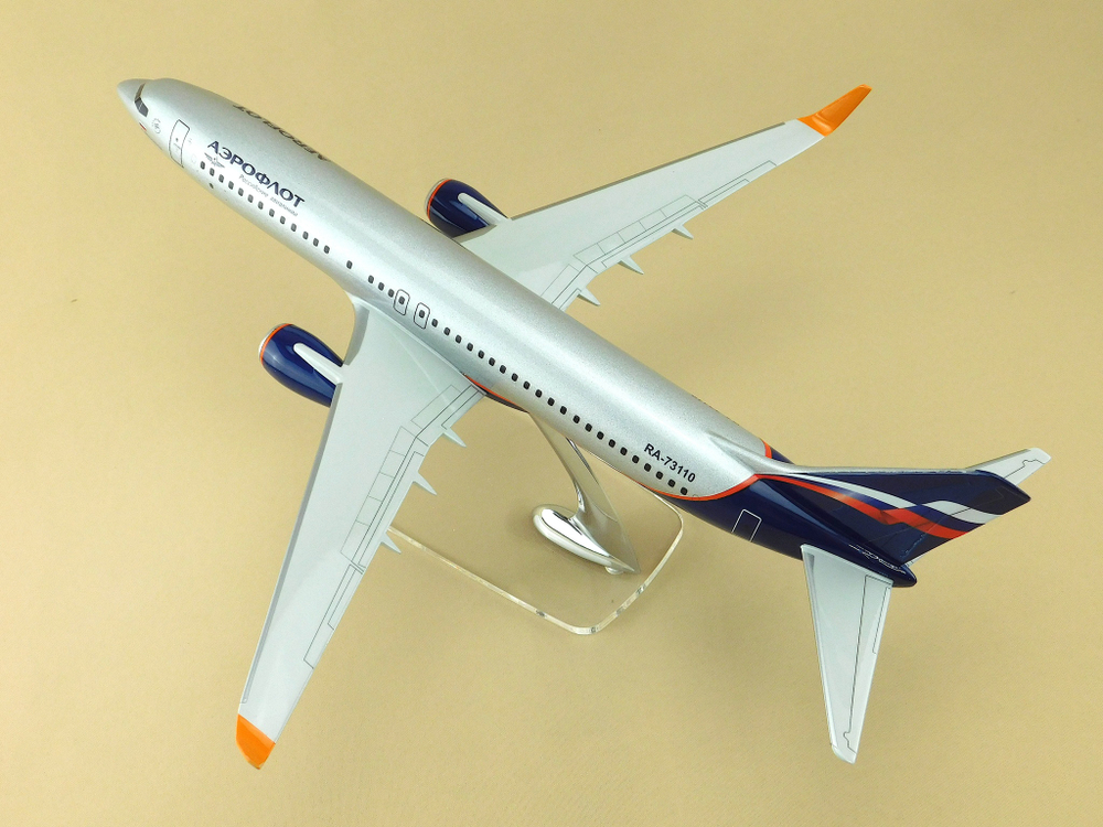 Модель самолета Boeing 737-800 (М1:100, Аэрофлот, RA-73110, И. Айвазовский)