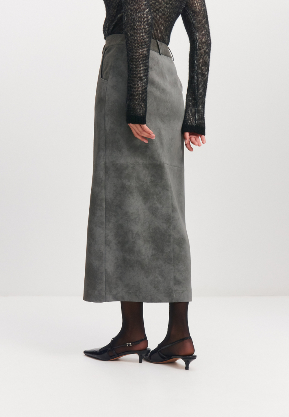 Фактурная юбка миди из экокожи