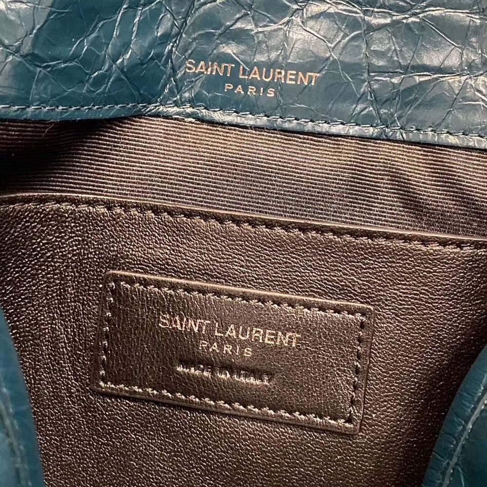 Yves Saint Laurent Niki 22 cm