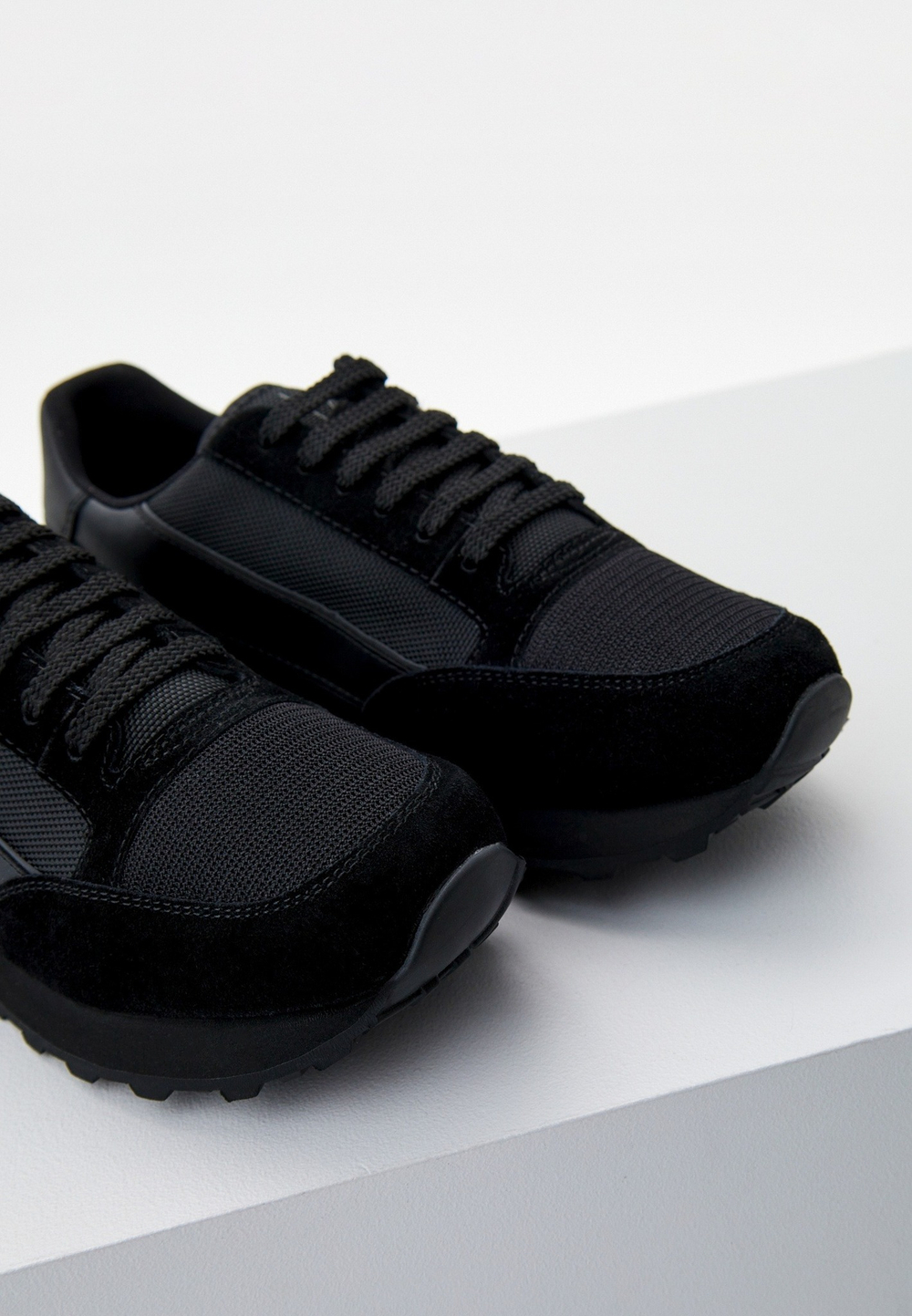 Кроссовки мужские ARMANI EXCHANGE OSAKA